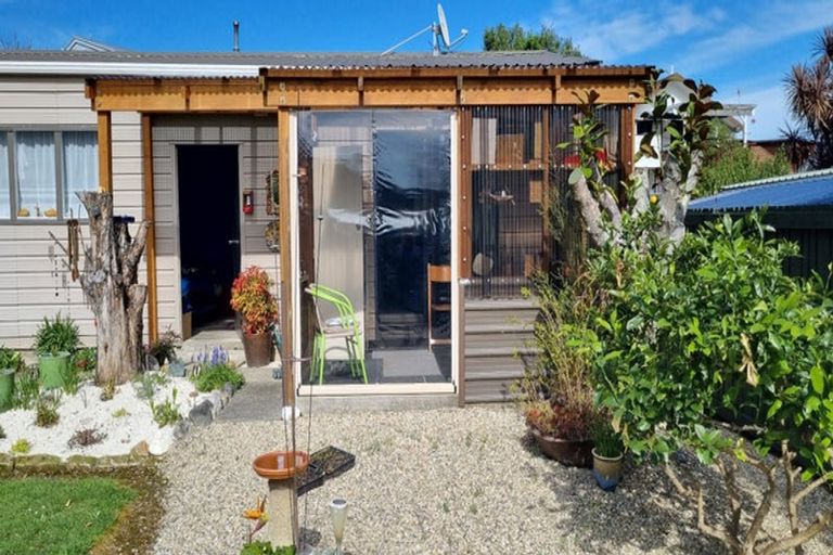 Photo of property in 57 Moana View Road, Waikawa, Picton, 7220