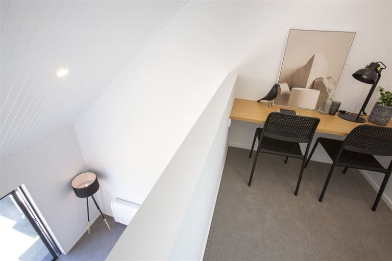 Photo of property in 2/24 Rookwood Avenue, New Brighton, Christchurch, 8083