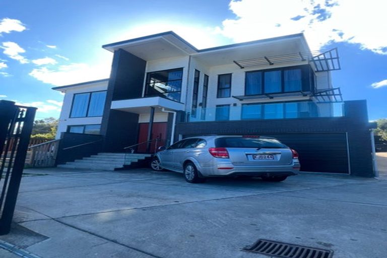 Photo of property in 8a Palmer Avenue, Glen Eden, Auckland, 0602