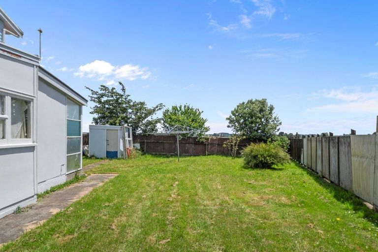 Photo of property in 22 Mahoe Street, Levin, 5510