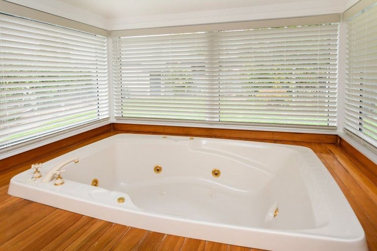 Photo of property in 42 Long Melford Road, Awapuni, Palmerston North, 4412