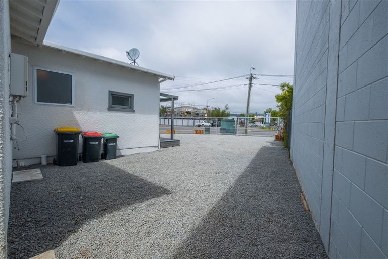 Photo of property in 71 Nursery Road, Phillipstown, Christchurch, 8011