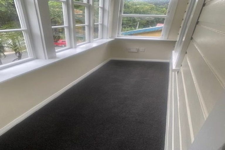 Photo of property in 69 Holloway Road, Aro Valley, Wellington, 6021