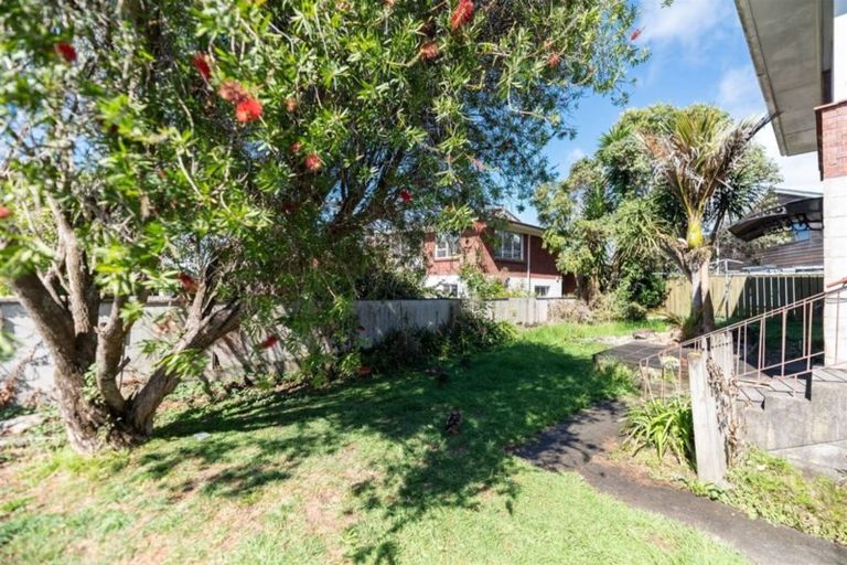 Photo of property in 6/3 Koromiko Street, New Lynn, Auckland, 0600
