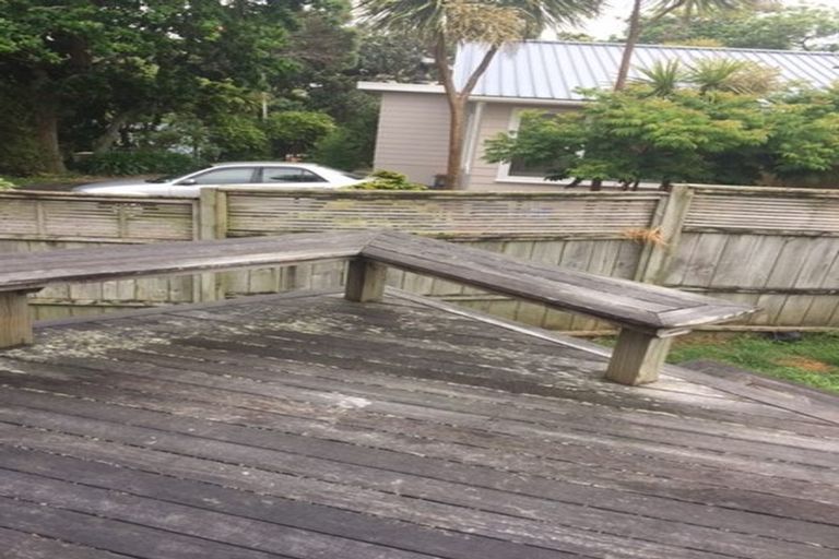 Photo of property in 13a Hebron Road, Waiake, Auckland, 0630