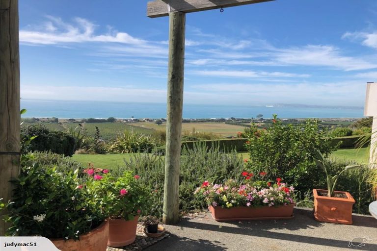 Photo of property in 757 Main Road North, Bay View, Napier, 4182