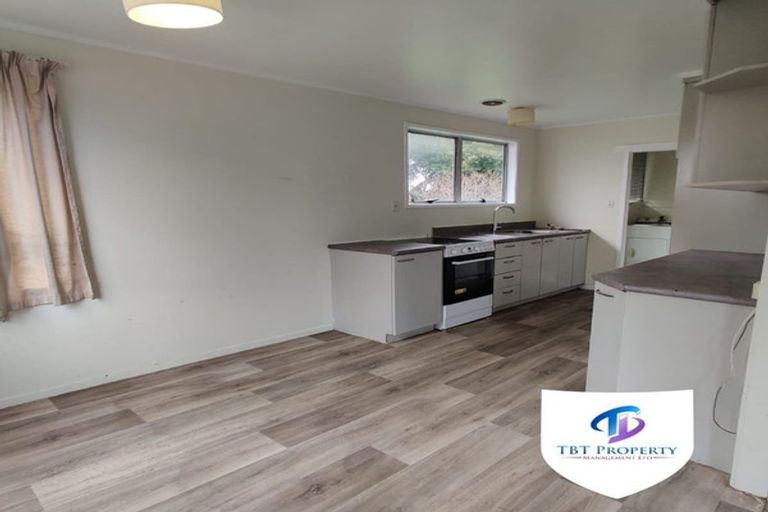Photo of property in 19 Adel Place, Weymouth, Auckland, 2103