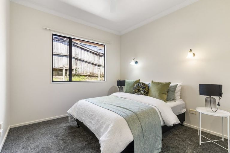 Photo of property in 56 Caribbean Drive, Unsworth Heights, Auckland, 0632