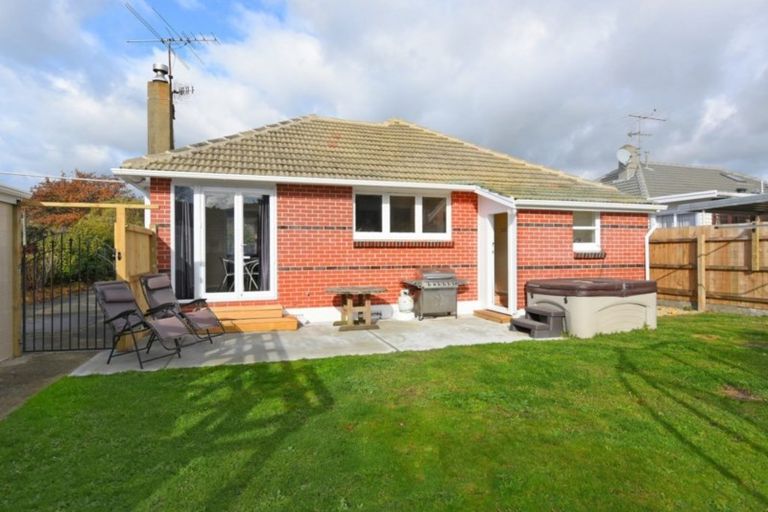 Photo of property in 251 Fergusson Drive, Heretaunga, Upper Hutt, 5018