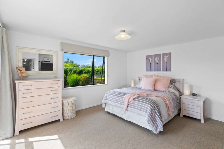 Photo of property in 106 Benjamin Place, Matarangi, Whitianga, 3592