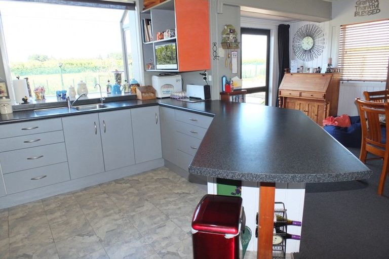 Photo of property in 212 Motuiti Road, Foxton, 4891