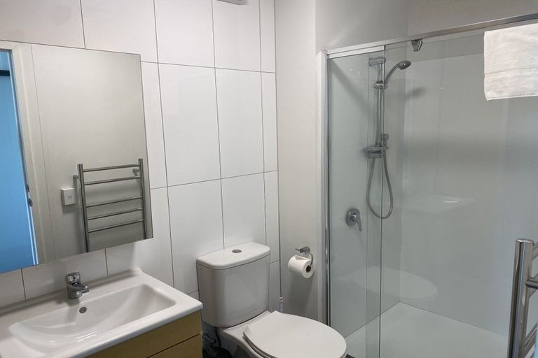 Photo of property in Twin Towers, 706/17 Putney Way, Manukau, Auckland, 2104