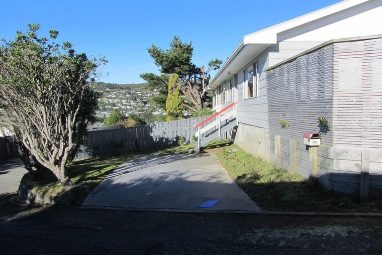 Photo of property in 4a Tower Way, Crofton Downs, Wellington, 6035