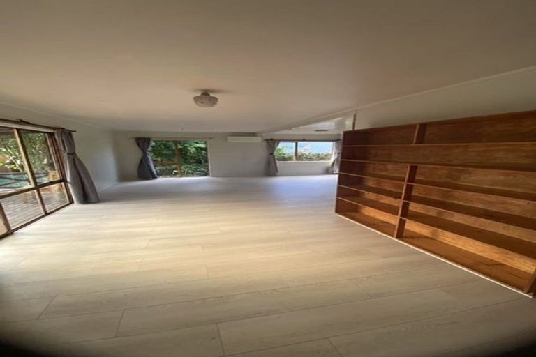 Photo of property in 7 Adel Place, Weymouth, Auckland, 2103