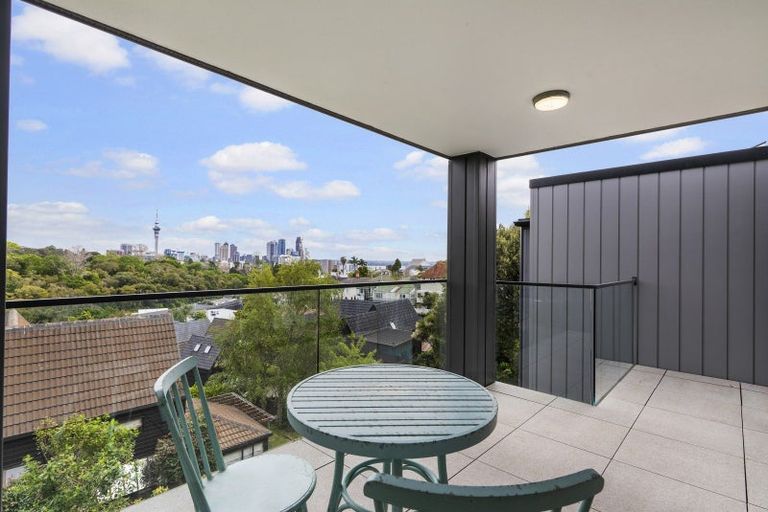 Photo of property in 437k Parnell Road, Parnell, Auckland, 1052