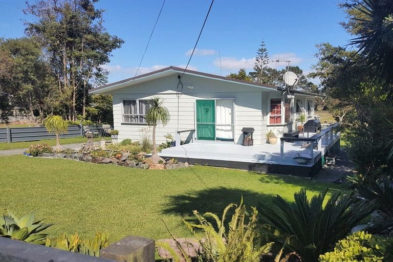 Photo of property in 49 Marsden Point Road, Ruakaka, 0116