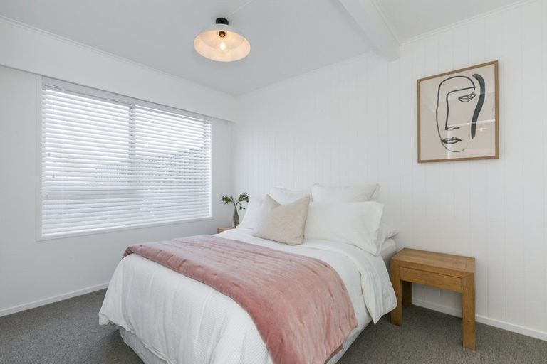 Photo of property in 1/1 Goddard Lane, Havelock North, 4130