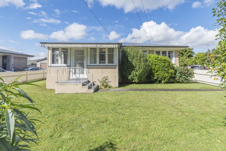 Photo of property in 1/7 Settlement Road, Papakura, 2110