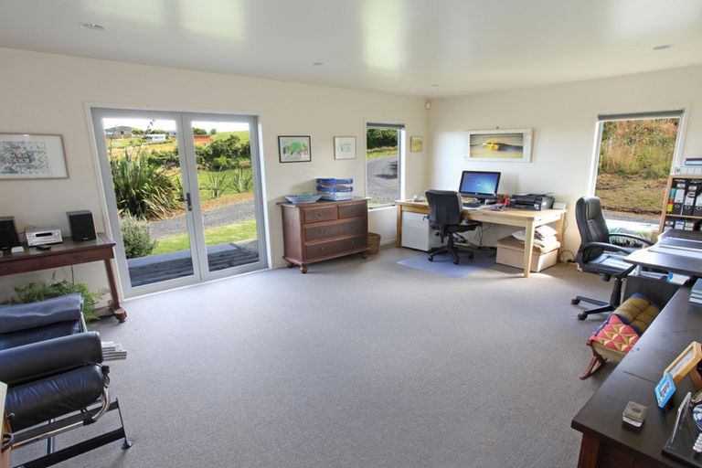 Photo of property in 110 Newton Road, Raglan, Te Mata, 3894