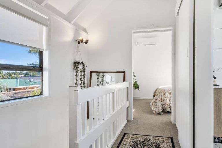 Photo of property in 2/506 Devonport Road, Tauranga South, Tauranga, 3112