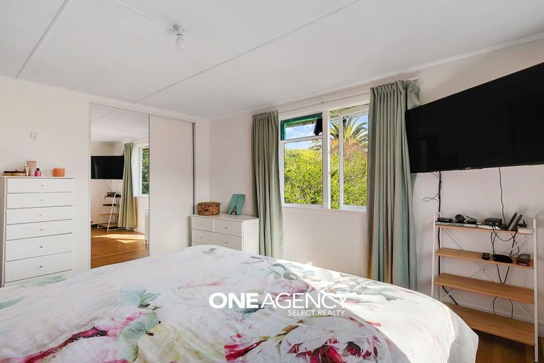 Photo of property in 32 Champion Street, Ranui, Porirua, 5024