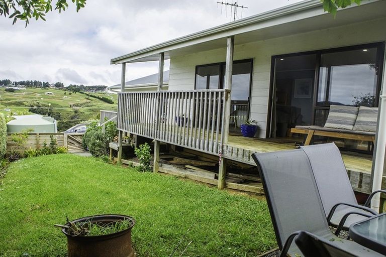 Photo of property in 37 Cable Bay Block Road, Cable Bay, 0420