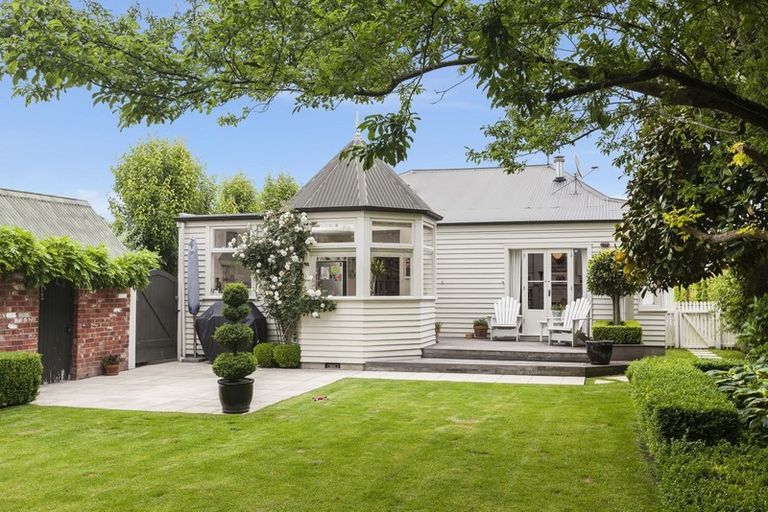 Photo of property in 18 Repton Street, Merivale, Christchurch, 8014