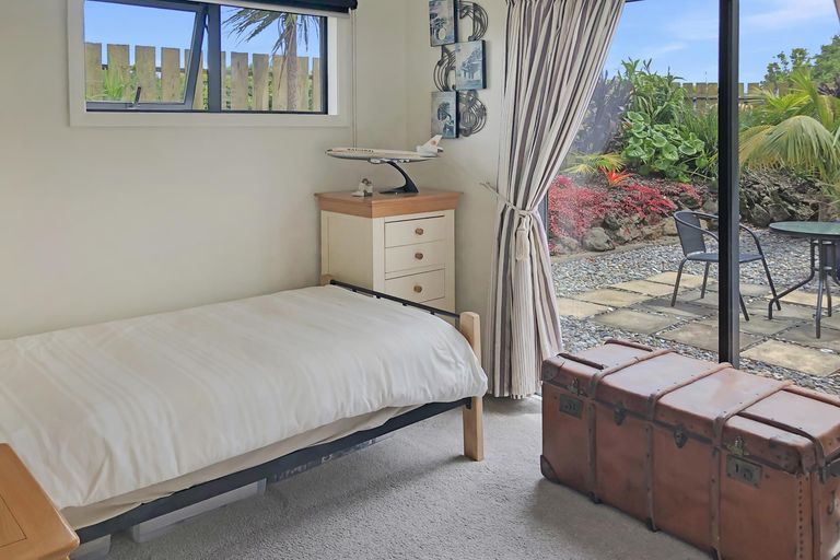 Photo of property in 35 Skudders Beach Road, Kerikeri, 0294