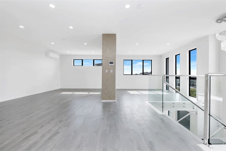 Photo of property in 7 Rakiraki Place, Flat Bush, Auckland, 2019