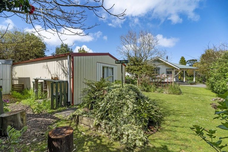 Photo of property in 85 South Road, Manaia, 4612
