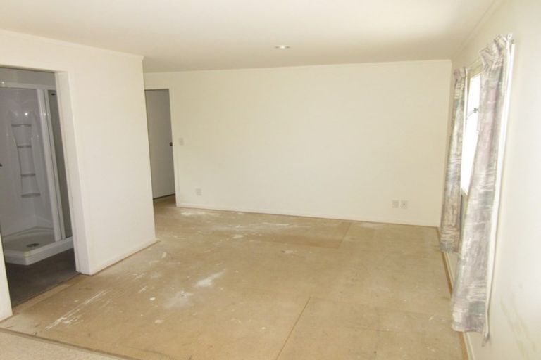 Photo of property in 32 Rimu Street, Waikanae, 5036