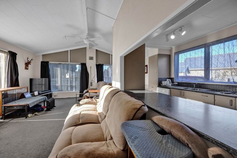 Photo of property in 88 South Road, Manaia, 4612