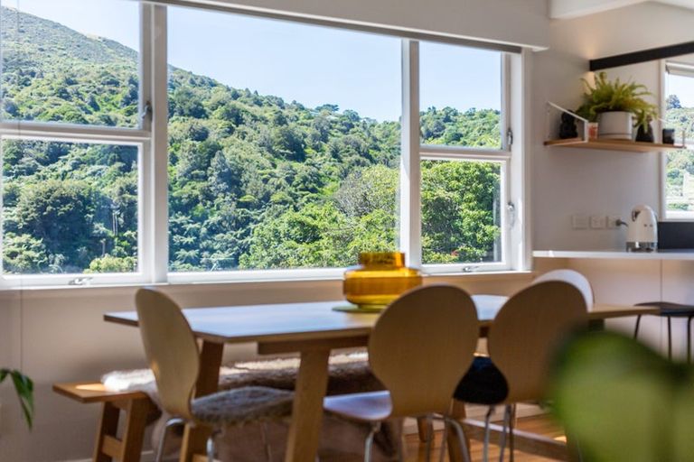 Photo of property in 20 Spencer Street, Crofton Downs, Wellington, 6035