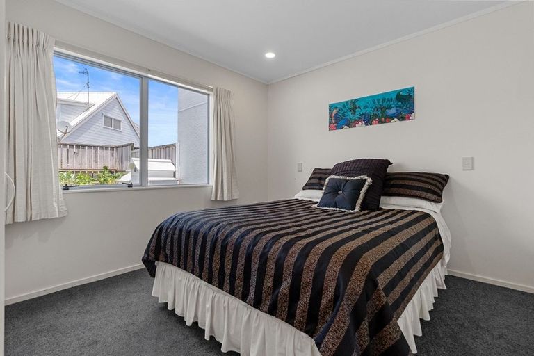 Photo of property in 4 Claxton Avenue, Pauanui, Hikuai, 3579