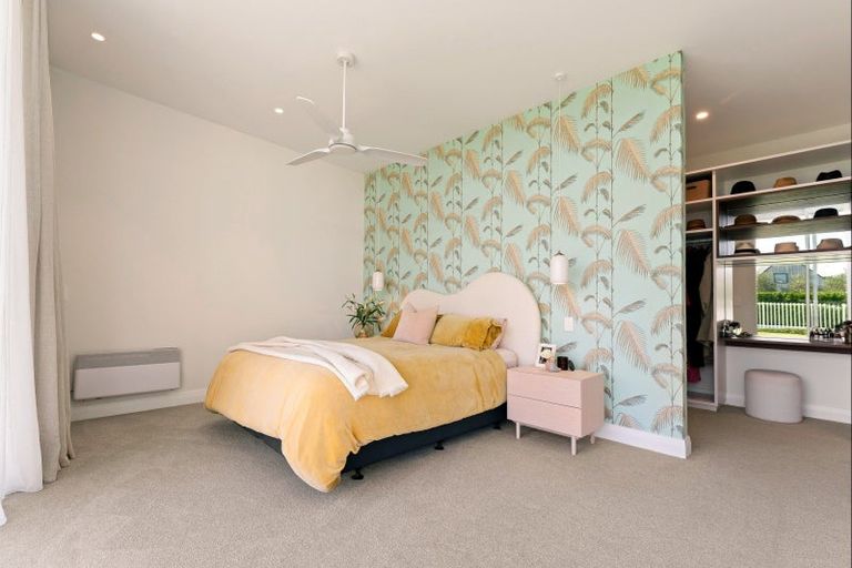 Photo of property in 11 Shearwater Lane, Point Wells, 0986