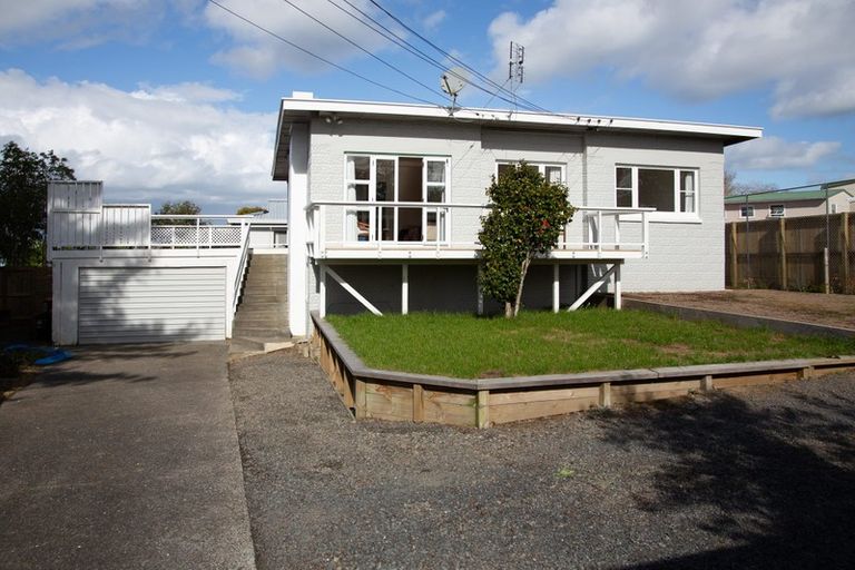 Photo of property in 1/5 Glenview Road, Glen Eden, Auckland, 0602