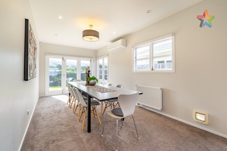 Photo of property in 46 Milne Terrace, Island Bay, Wellington, 6023