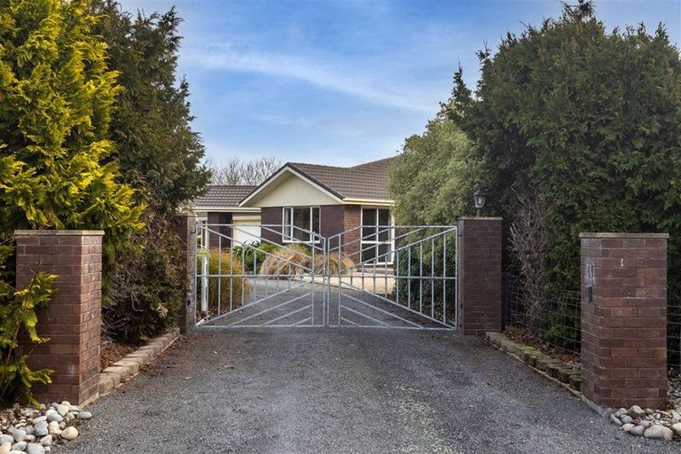 Photo of property in 1468 Tram Road, Swannanoa, Rangiora, 7475