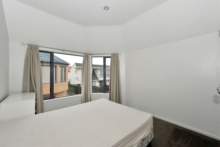 Photo of property in 2/90 Picton Avenue, Riccarton, Christchurch, 8011