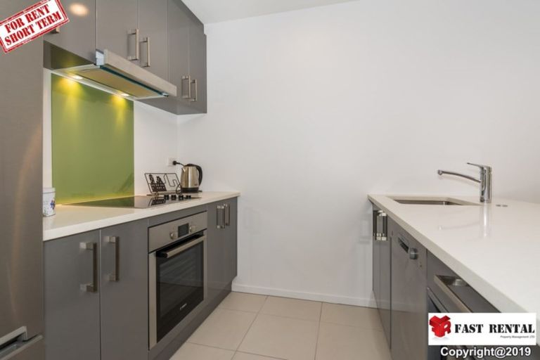 Photo of property in Apollo Apartments, 201/46 Rosedale Road, Rosedale, Auckland, 0632