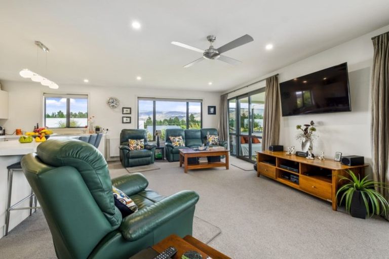 Photo of property in 19 Houlahan Street, Clyde, 9330