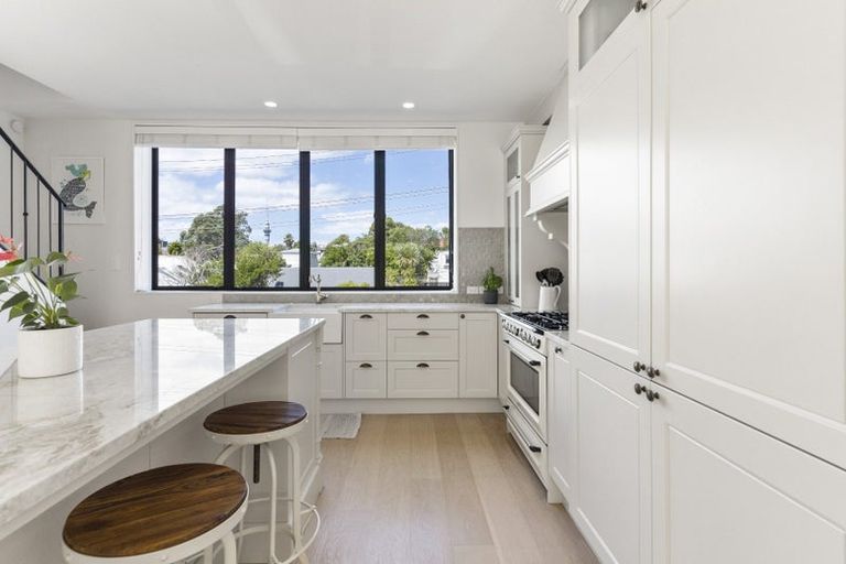 Photo of property in 2/4 Fitzroy Street, Ponsonby, Auckland, 1021