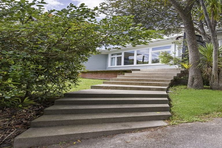 Photo of property in 2/41 Brandon Road, Glen Eden, Auckland, 0602