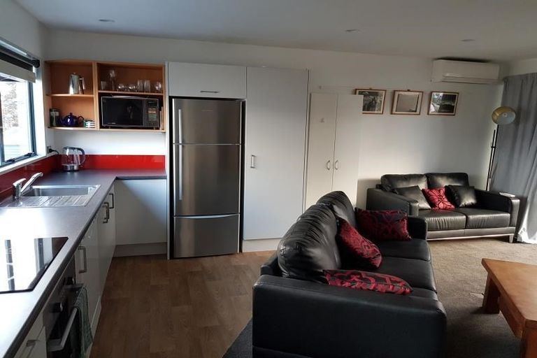 Photo of property in 2/274 Armagh Street, Christchurch Central, Christchurch, 8011