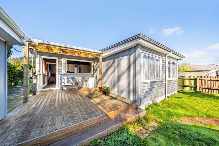 Photo of property in 22 Miro Street, Trentham, Upper Hutt, 5018