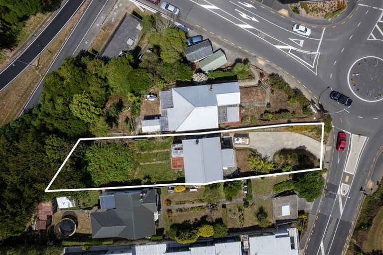 Photo of property in 4 Middleton Road, Johnsonville, Wellington, 6037