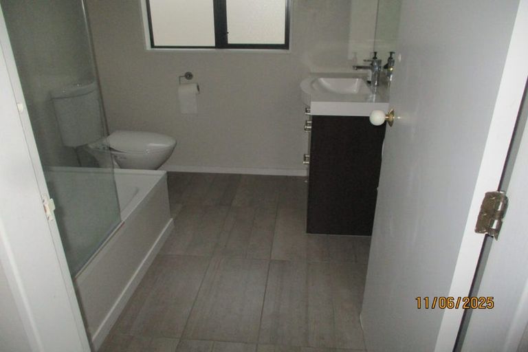 Photo of property in 6/7 Raroa Road, Hutt Central, Lower Hutt, 5010