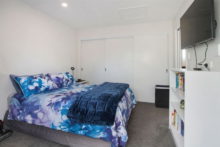 Photo of property in 14 Litchfield Place, Clarks Beach, 2122