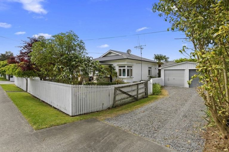 Photo of property in 21 Williams Street, Cambridge, 3434