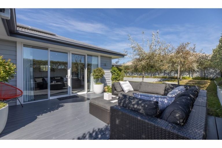 Photo of property in 46 Tutaipatu Avenue, Pegasus, 7612